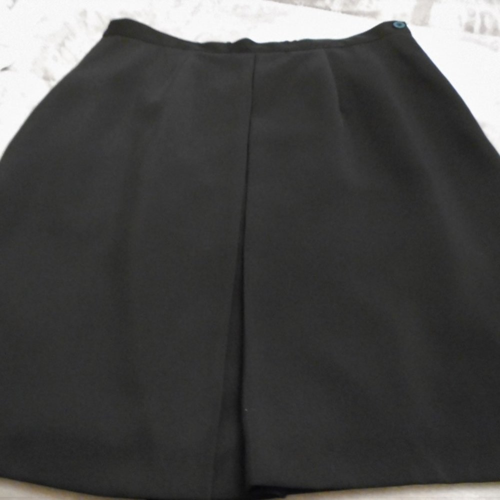 NEW 2pc Skirt Set by Leslie Fay - Picture 2 of 3